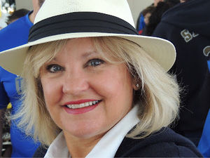 Meet your Posher, Lynda